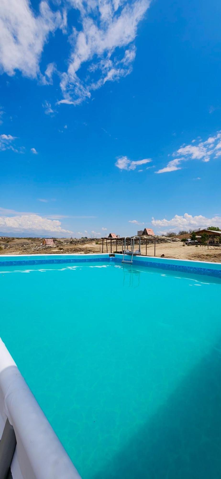 Mana Star Lounge Hotel Villavieja Exterior photo